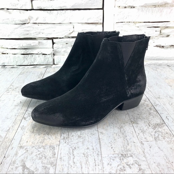 Rebels Rally’s Distressed Oiled Leather Bootie - Picture 3 of 8